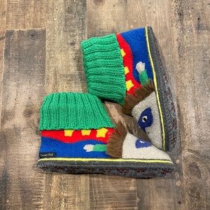 Garnet Hill kids slippers Hero size 2 100% wool